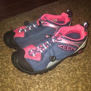 Keen shoes